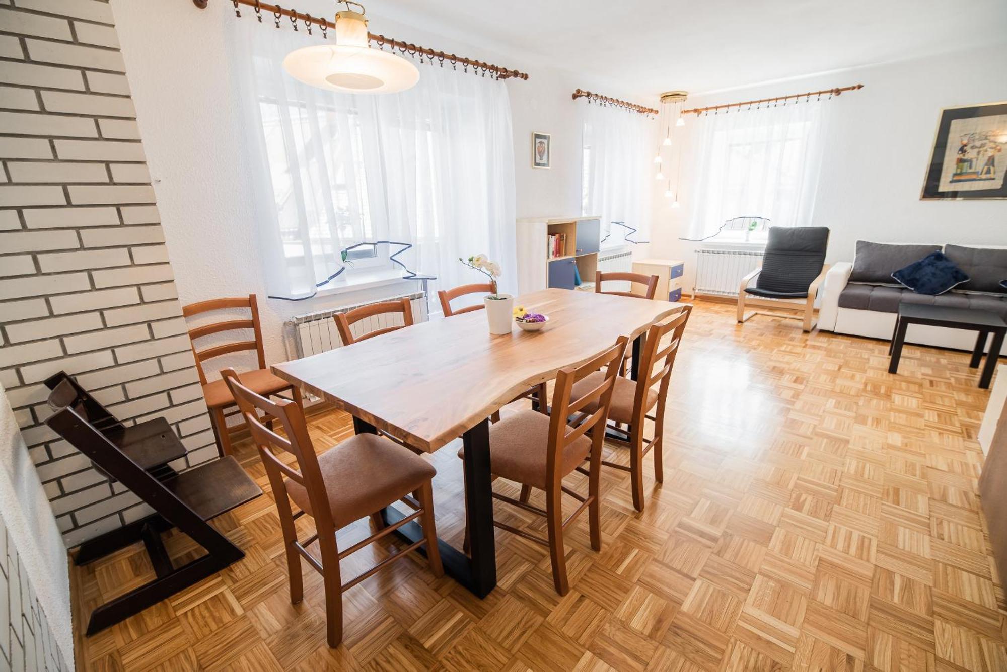 Vila K29 Бовец Номер фото